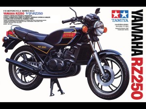 Tamiya 14002 - 1/12 Yamaha RZ250 80